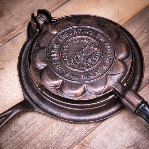 WESTERN IMPORTING CO - Heart Waffle Iron