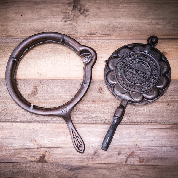 WESTERN IMPORTING CO - Heart Waffle Iron