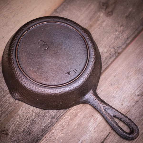 LODGE - #3 Hammered Skillet