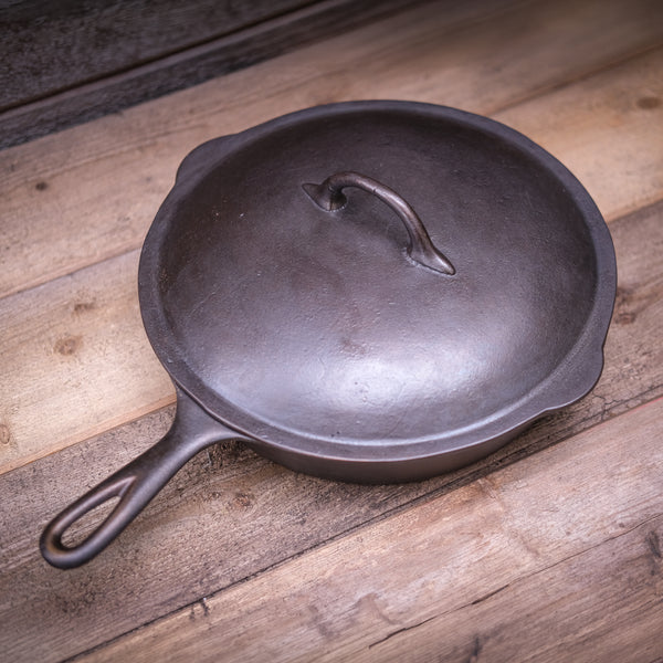 FAVORITE - #9 Skillet with Lid