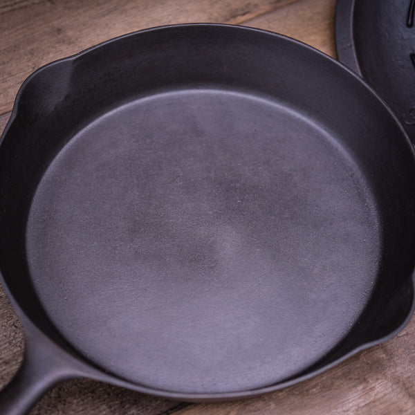 FAVORITE - #9 Skillet with Lid