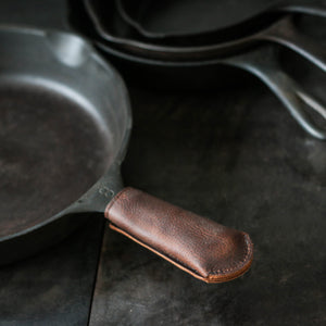 LEATHER CAST IRON SKILLET HANDLE COVER